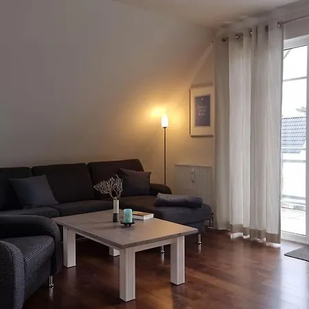 Kommodig Utkiek Modern Retreat